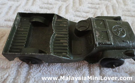 Antique Jeep toy car