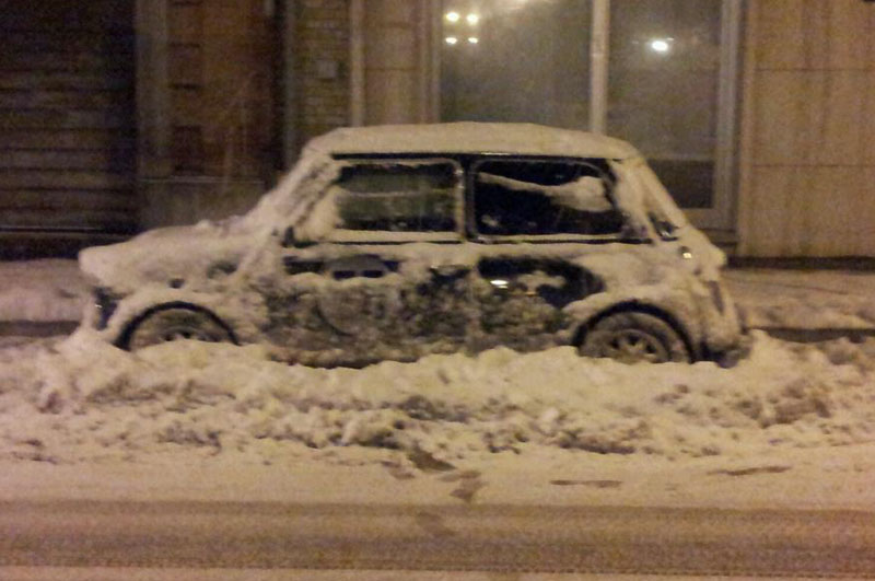 Mini in Snow