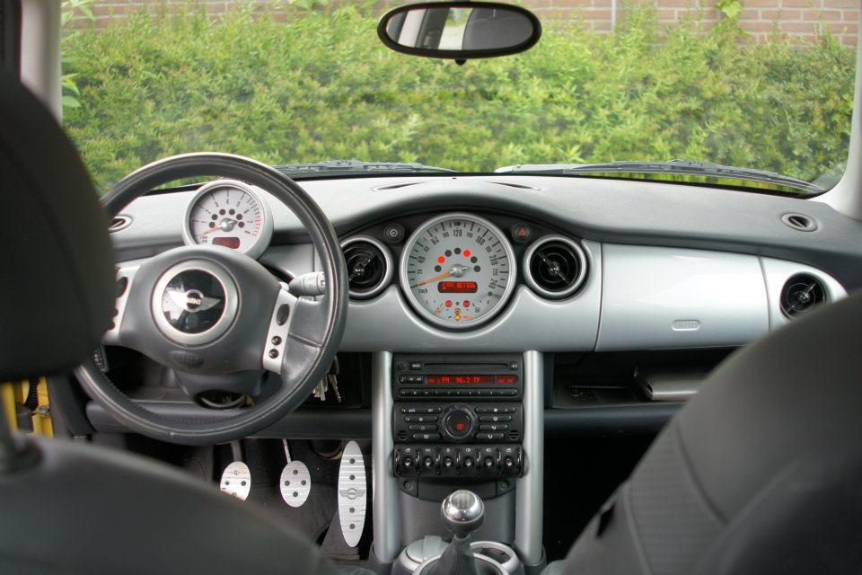 Mini Cooper S interior